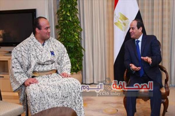 الرئيس يسقبل “شعلان “لاعب السومو المصرى