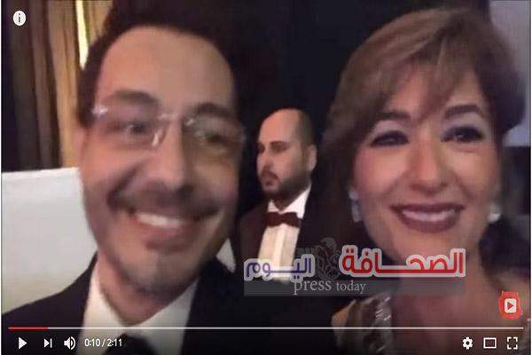 بالفيديو| رقص احمد زاهر يشعل فرح مصطفى خاطر نجم مسرح مصر