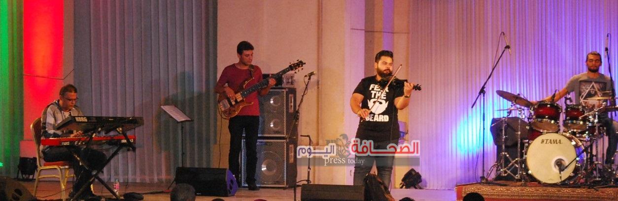 إفتكاسات موسيقية ومحمد رشاد فى أمسية متنوعة بمهرجان القلعة