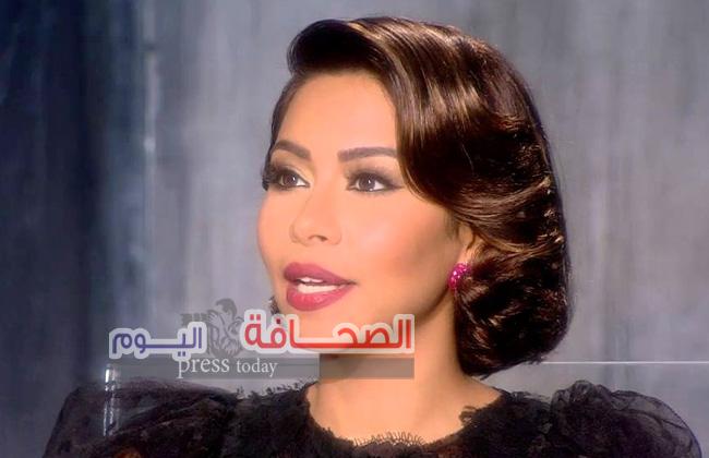 شيرين عبد الوهاب تتراجع عن الهجرة لبيروت وتنفي الزواج من شاب لبناني