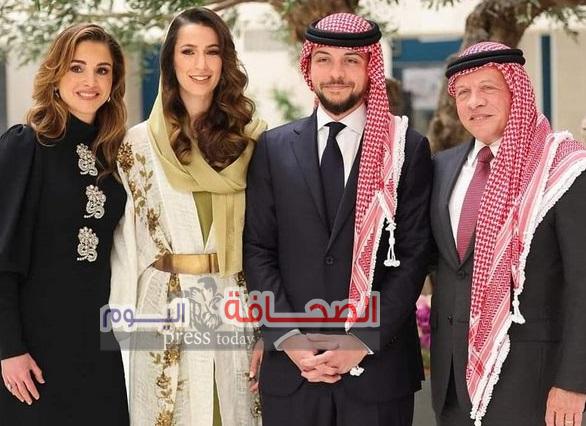 الملكة رانيا العبدالله تهنئ ابنها بخطوبته”مبارك لابني الأمير الحسين.. الله يهنيكم ويسعدكم ويتمم على خير”.